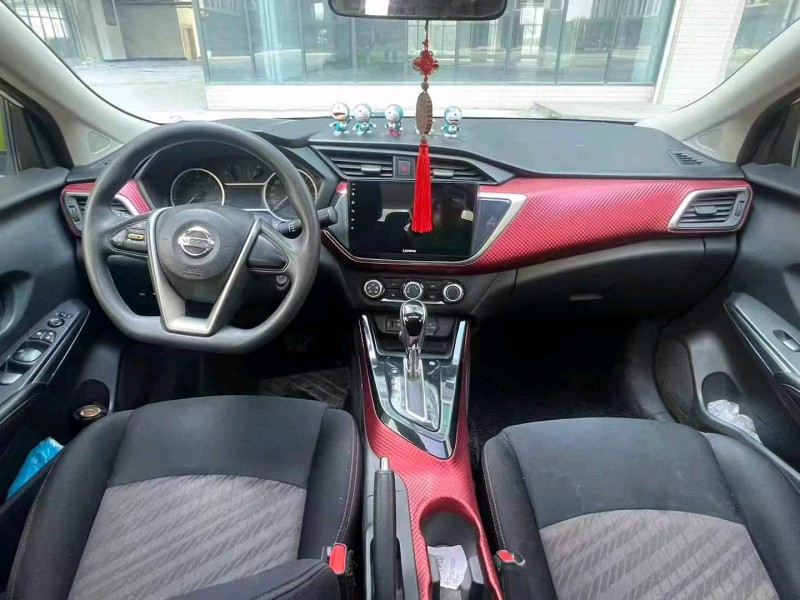 广州17年日产蓝鸟8