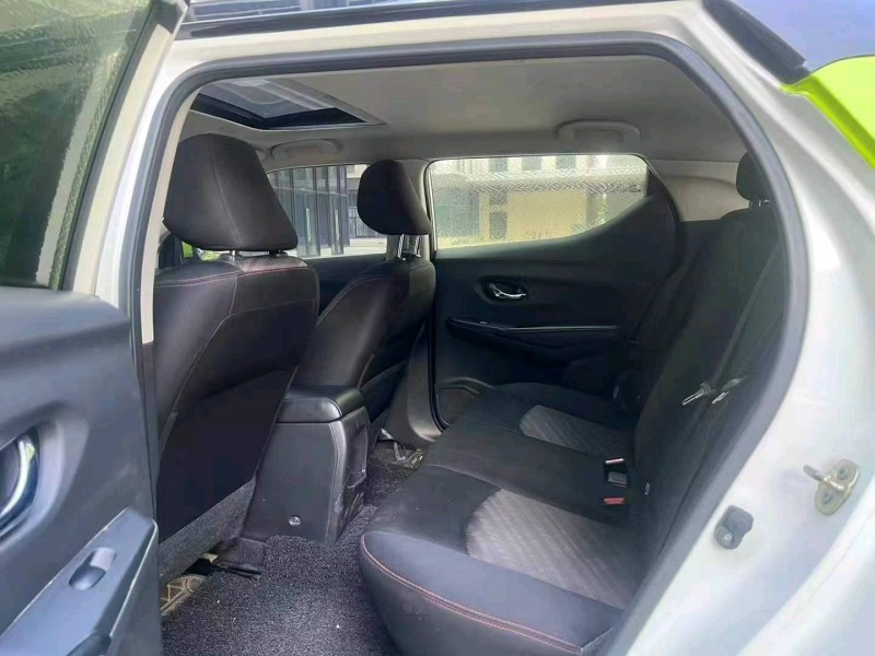 广州17年日产蓝鸟9