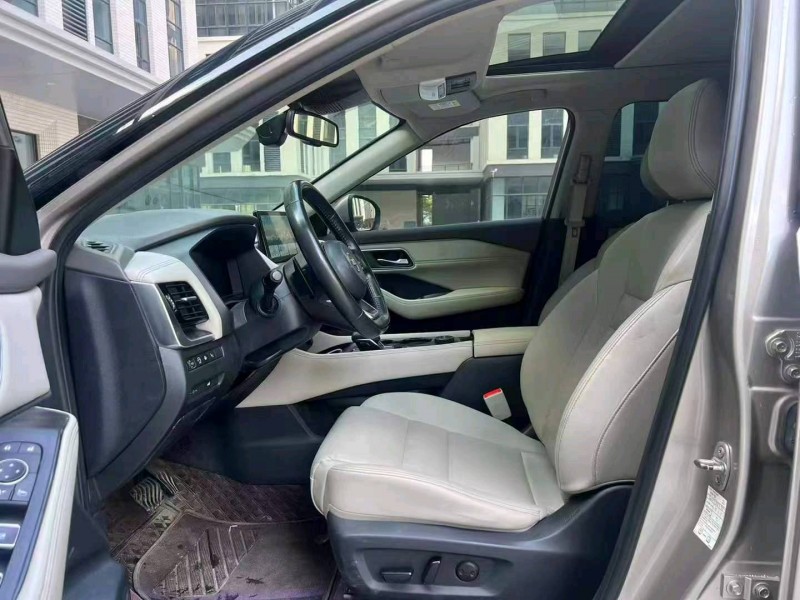 广州21年日产奇骏8