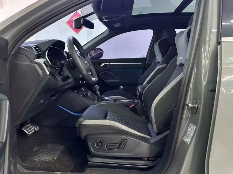 深圳25年奥迪Q34