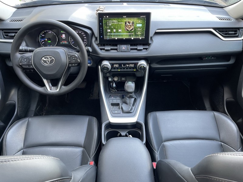 济宁21年丰田威兰达5