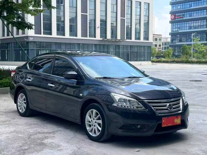 广州16年日产轩逸3