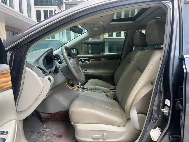 广州16年日产轩逸9