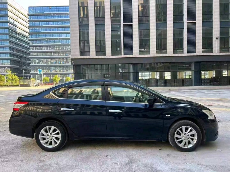 广州13年日产轩逸6