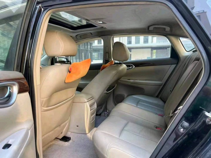 广州13年日产轩逸7