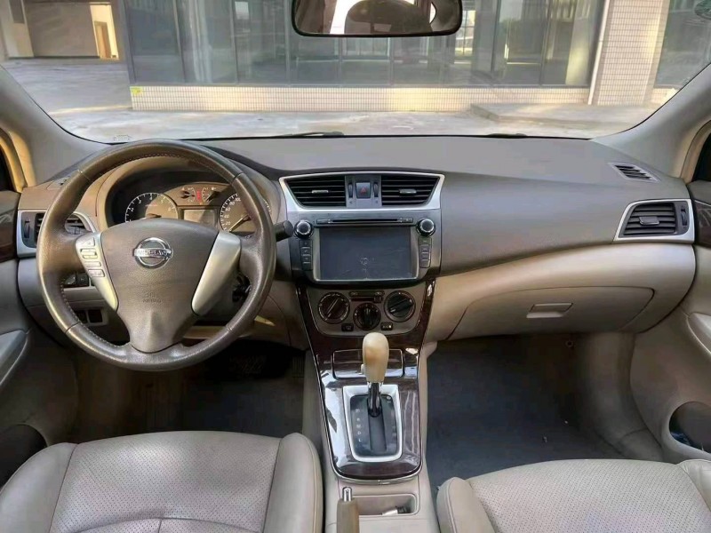 广州13年日产轩逸9