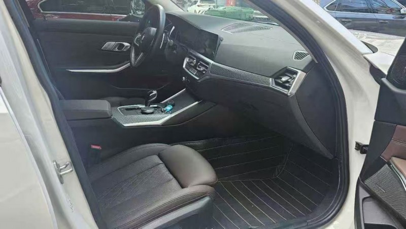 长沙22年宝马3系5