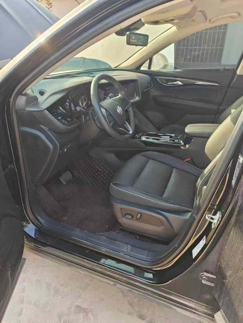 临沂22年别克昂科威4