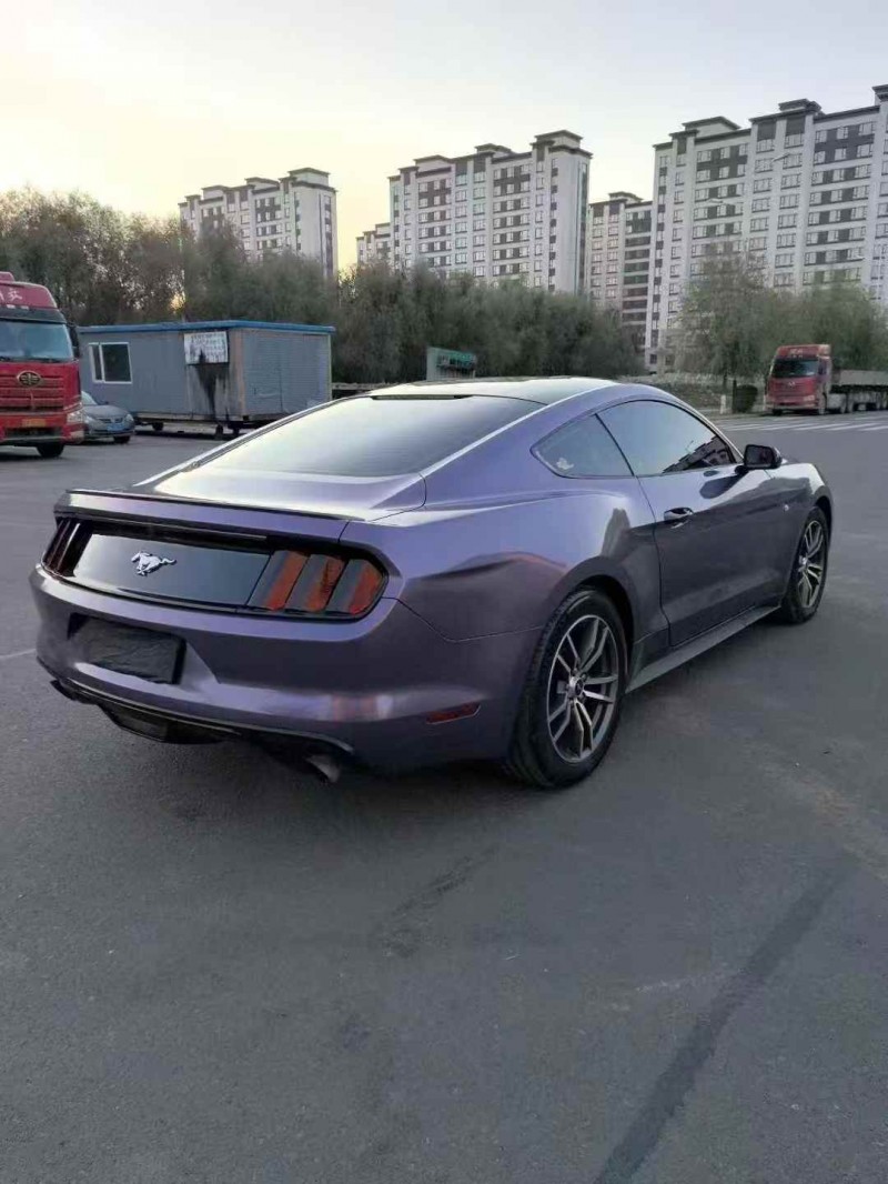 承德17年福特野马8