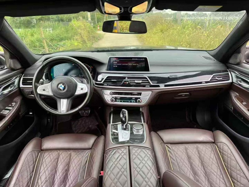 宁波19年宝马7系4