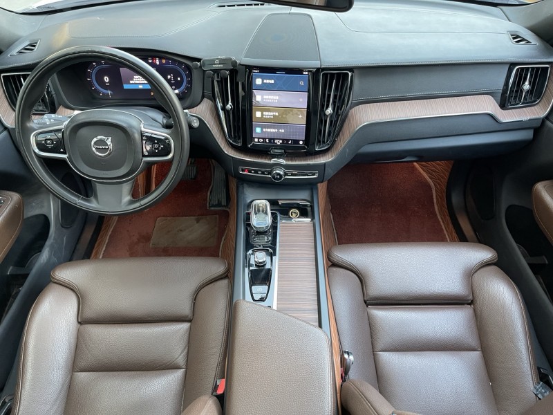 济宁21年沃尔沃XC606