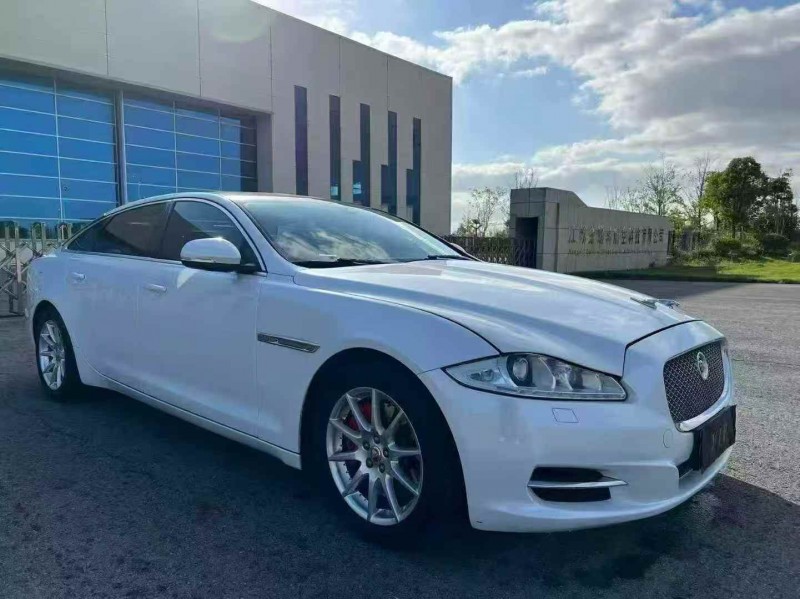 南通14年捷豹XJL3