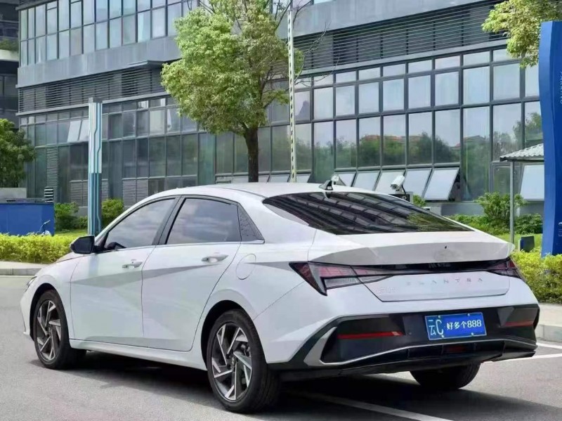 东莞24年现代伊兰特7