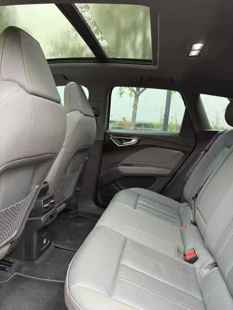 鄂州23年奥迪Q46