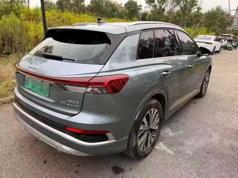 鄂州23年奥迪Q48