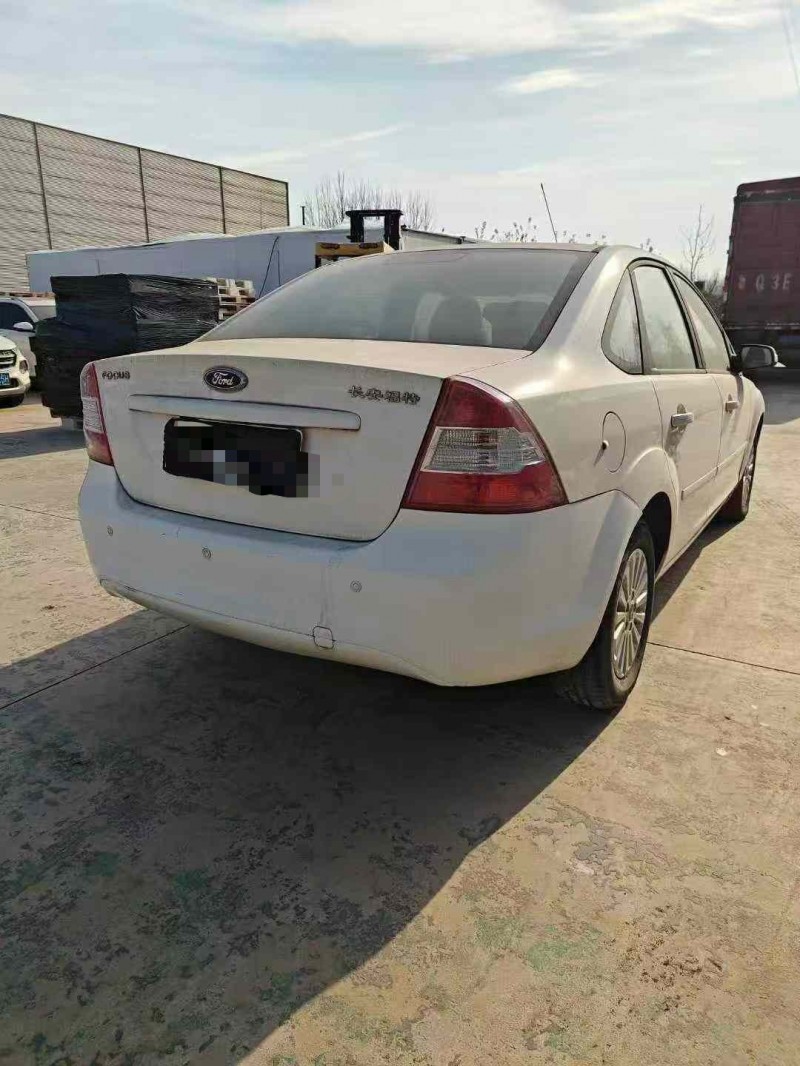 临沂15年福特福克斯8