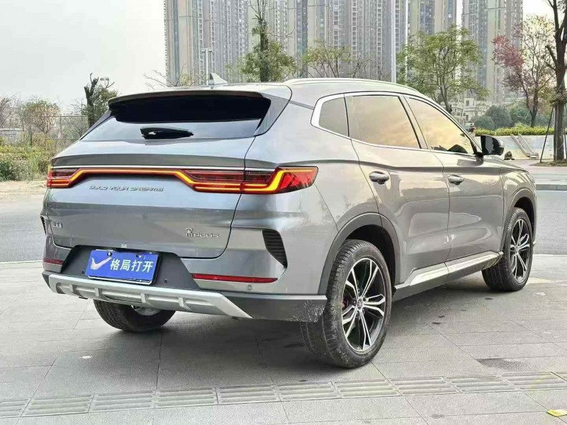 东莞21年比亚迪宋8