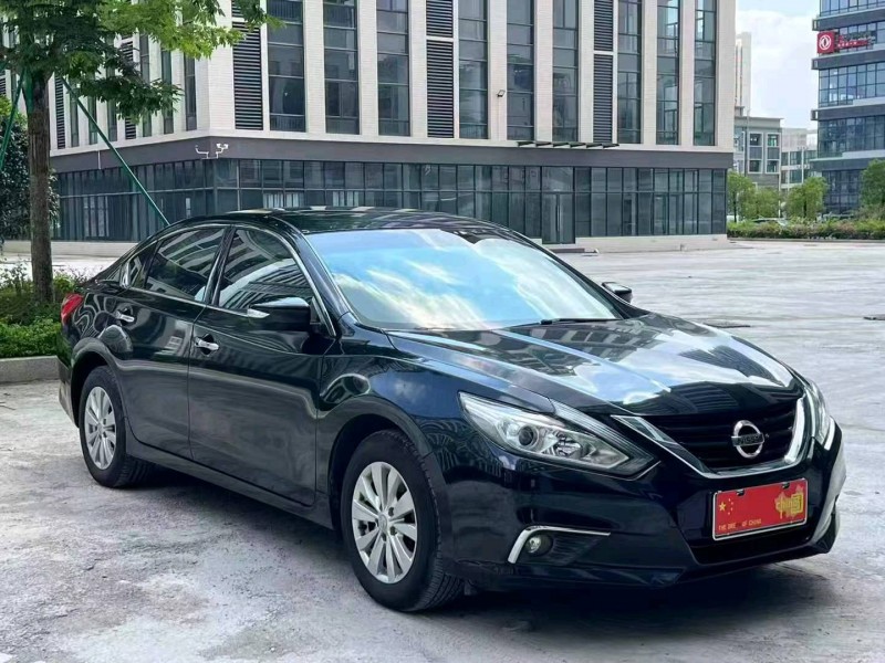 广州18年日产天籁3