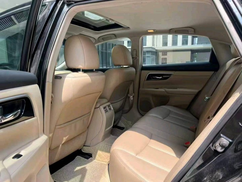 广州18年日产天籁9