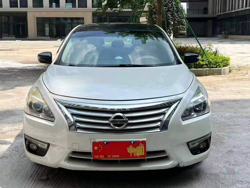 广州13年日产天籁1