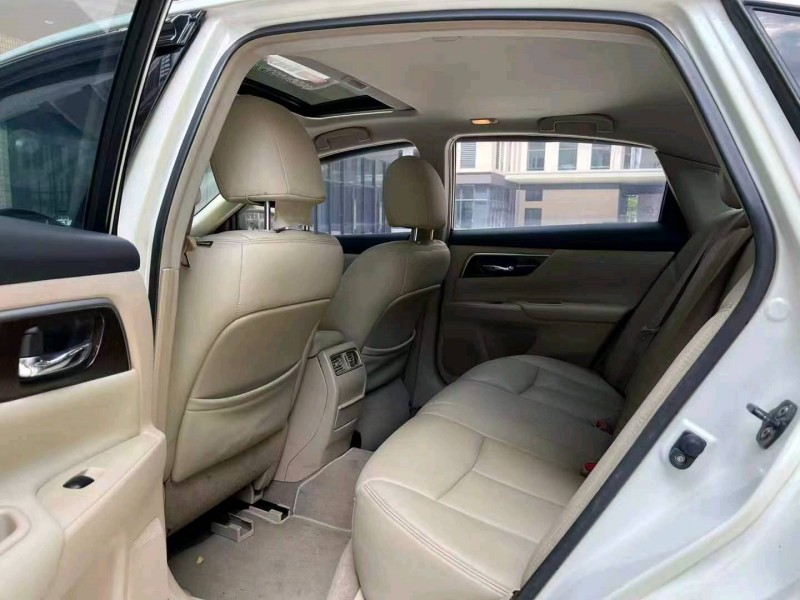 广州13年日产天籁9