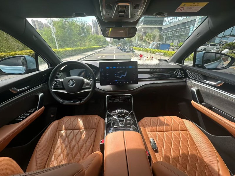 东莞23年比亚迪唐4