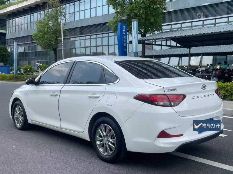 东莞19年现代悦动7