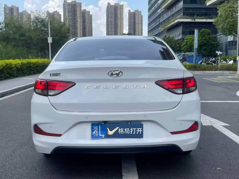 东莞19年现代悦动9