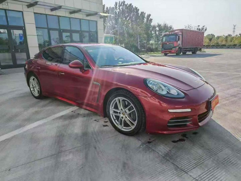 徐州14年保时捷帕拉梅拉3