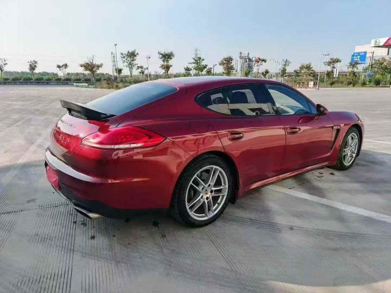 徐州14年保时捷帕拉梅拉7