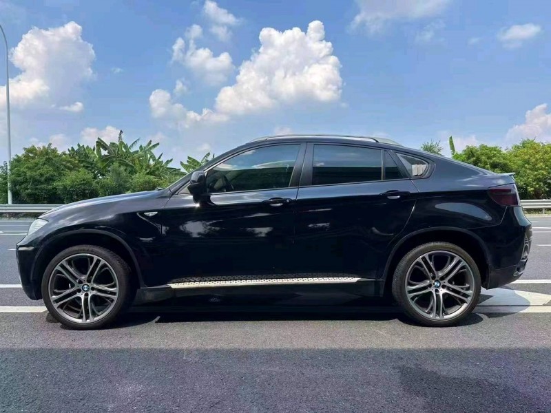 广州09年宝马X66