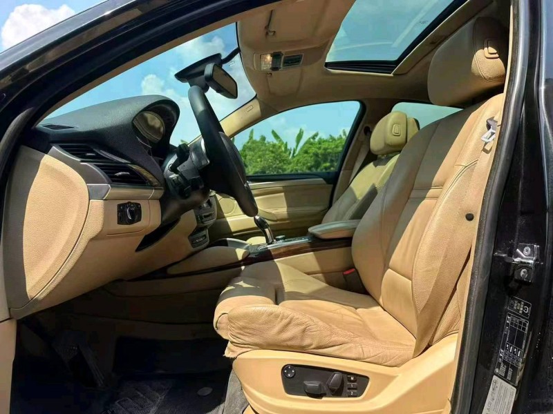 广州09年宝马X68