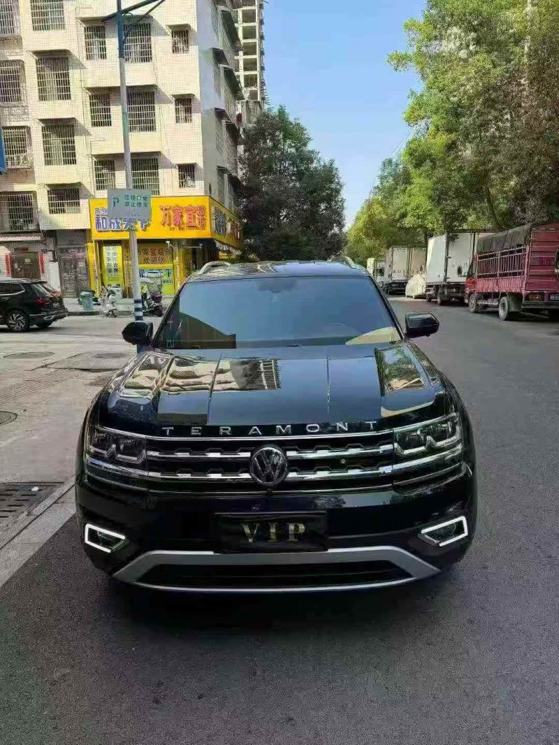 张家界20年大众途昂1