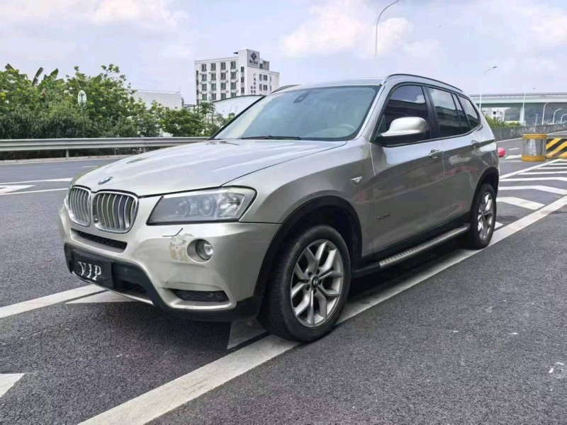 广州12年宝马X32