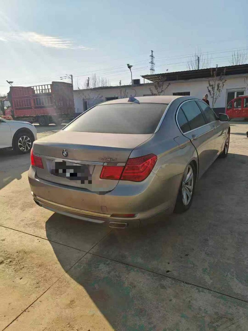 临沂11年宝马7系7