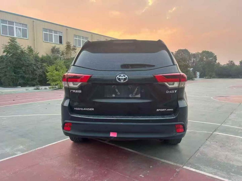 常德22年丰田汉兰达9