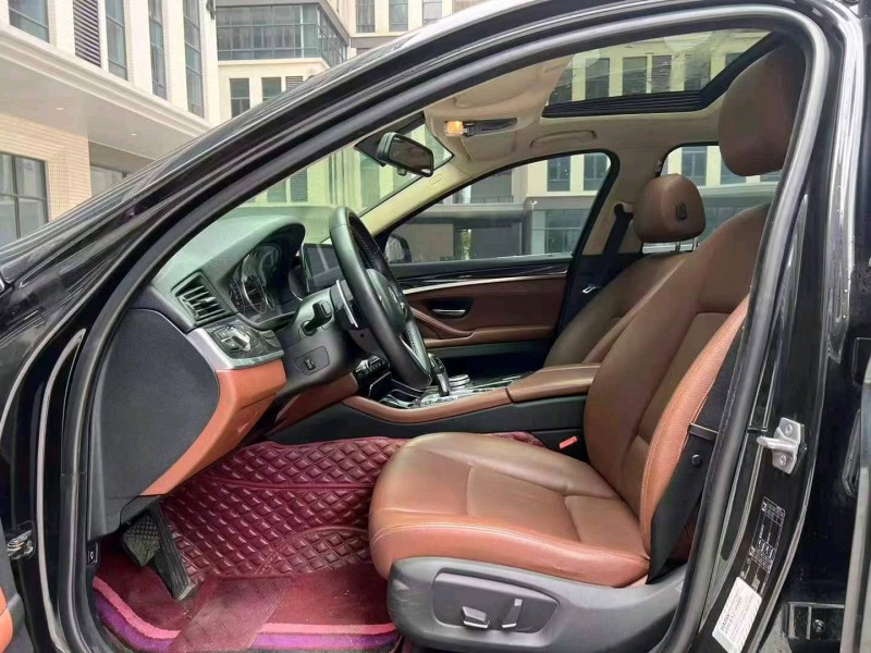 广州15年宝马3系8