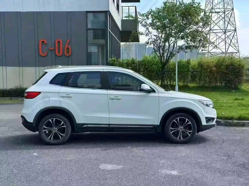 广州17年一汽森雅4