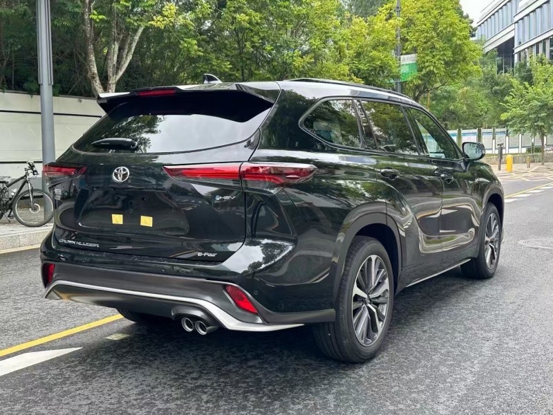 深圳25年丰田皇冠7