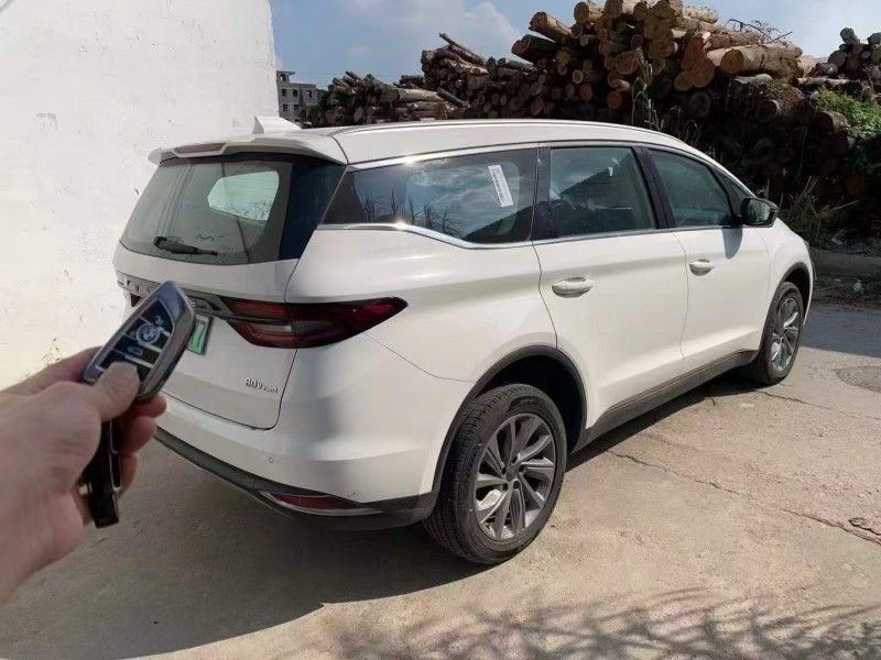 广州24年力帆汽车80V8