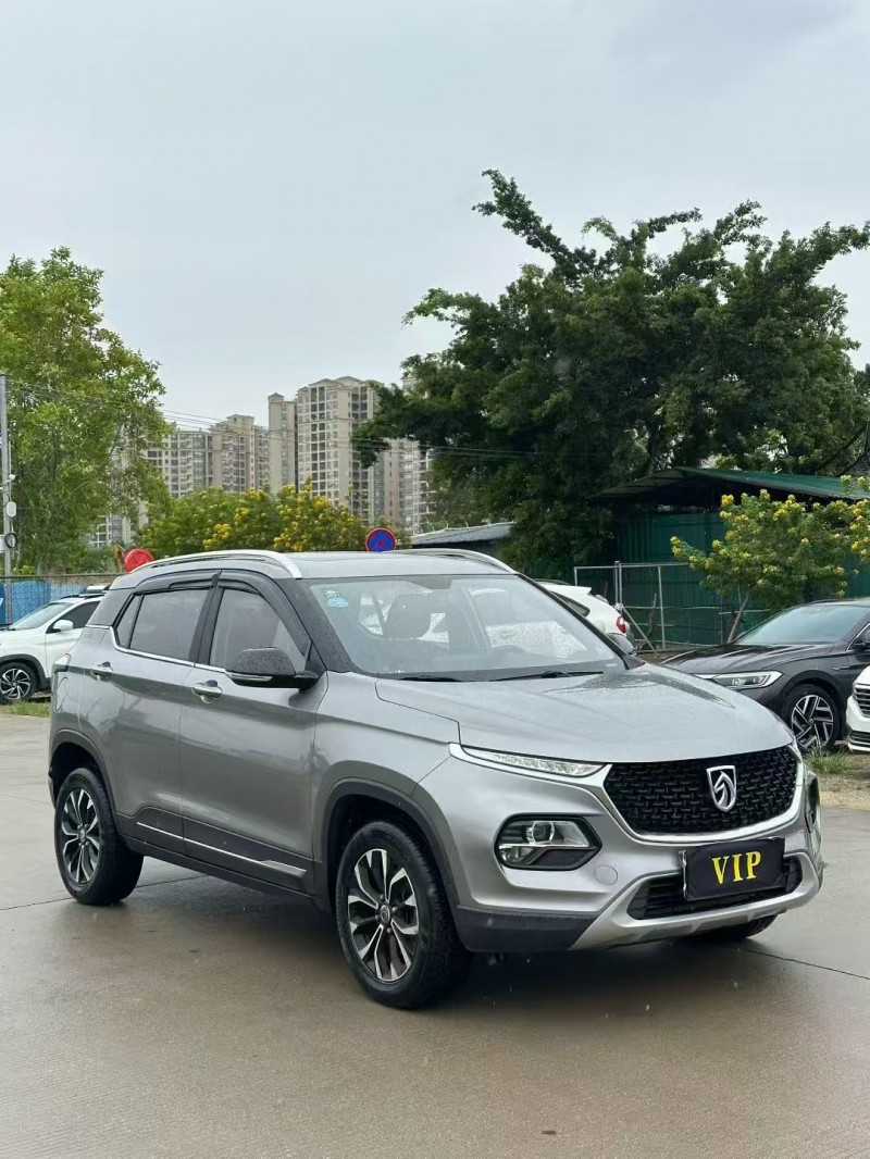 东莞19年宝骏5102