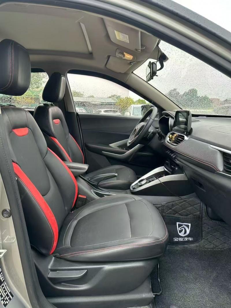 东莞19年宝骏5106