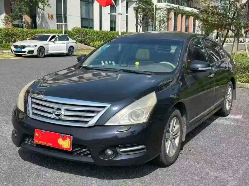 广州11年日产天籁2