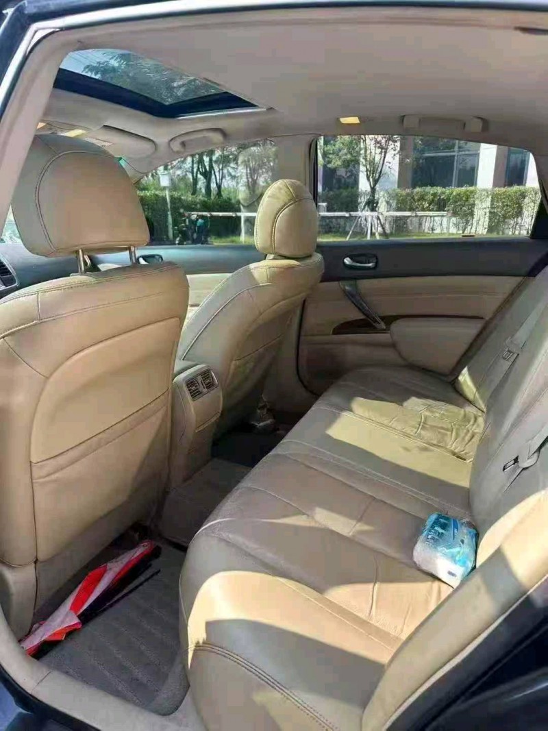 广州11年日产天籁6