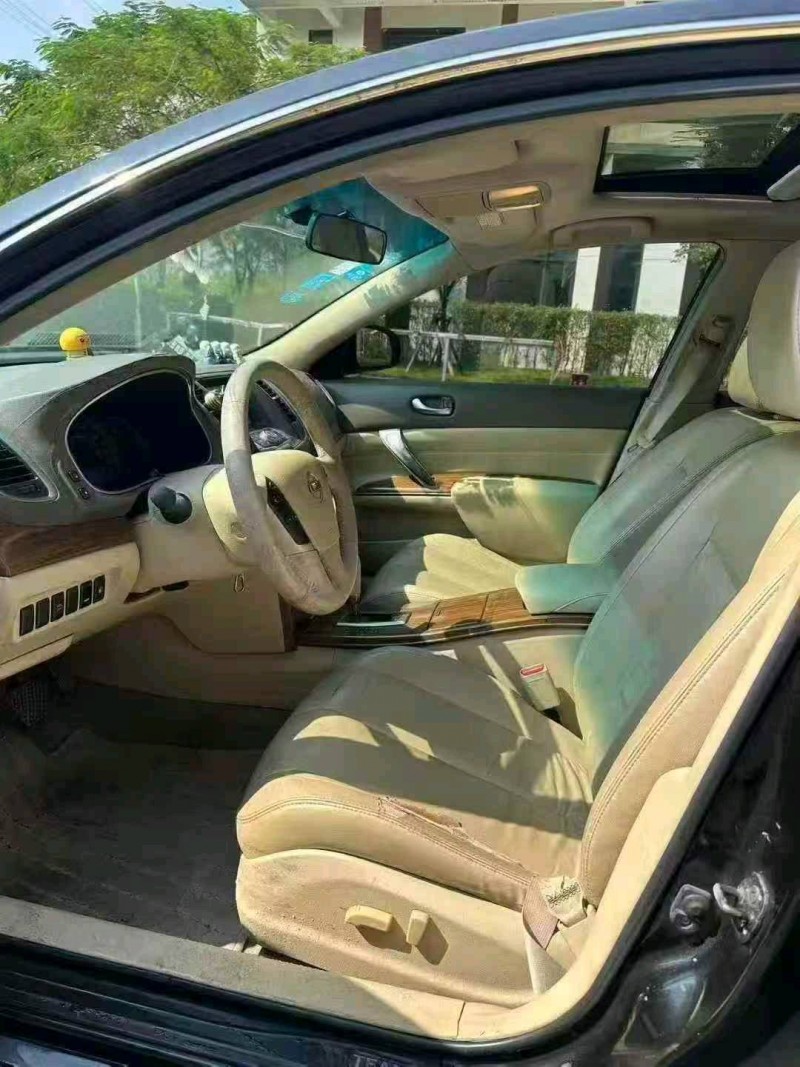 广州11年日产天籁8