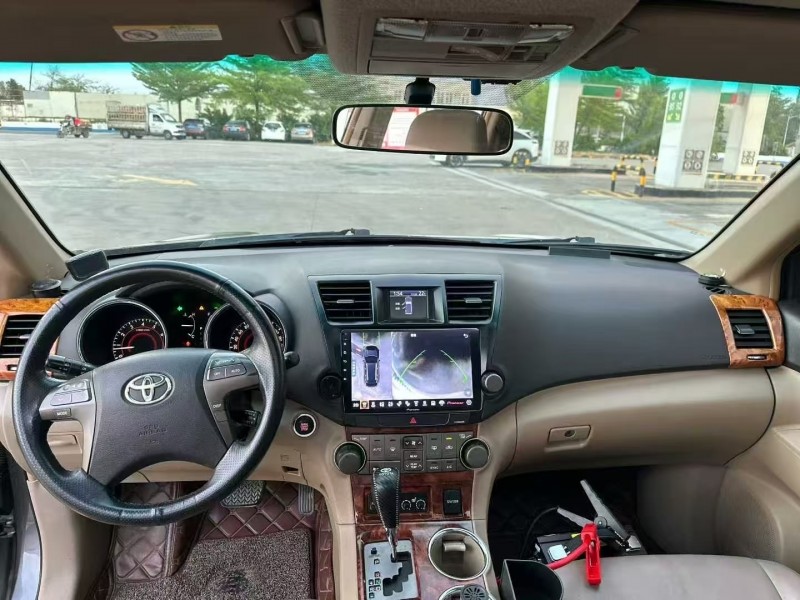 东莞11年丰田汉兰达4