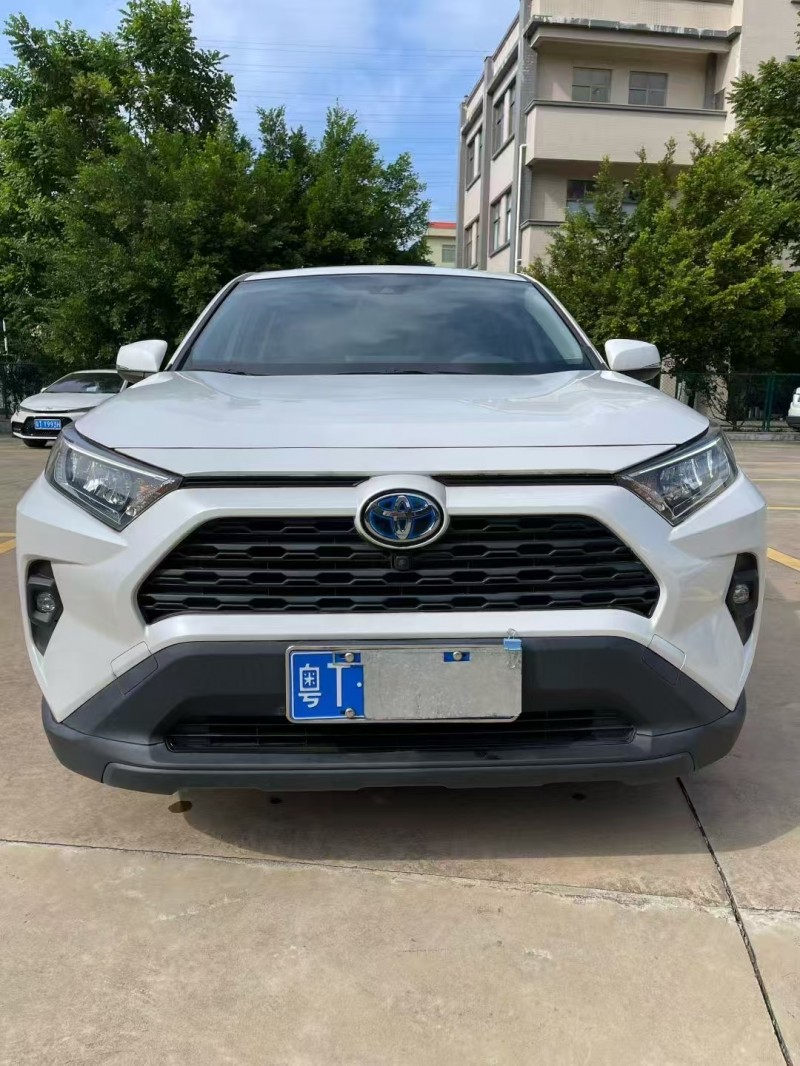 珠海23年丰田RAV4荣放1