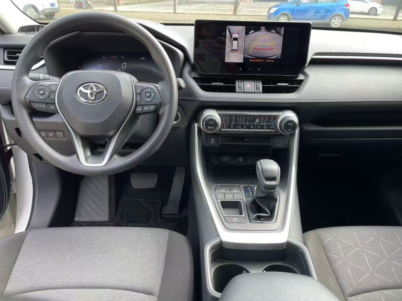 珠海23年丰田RAV4荣放5