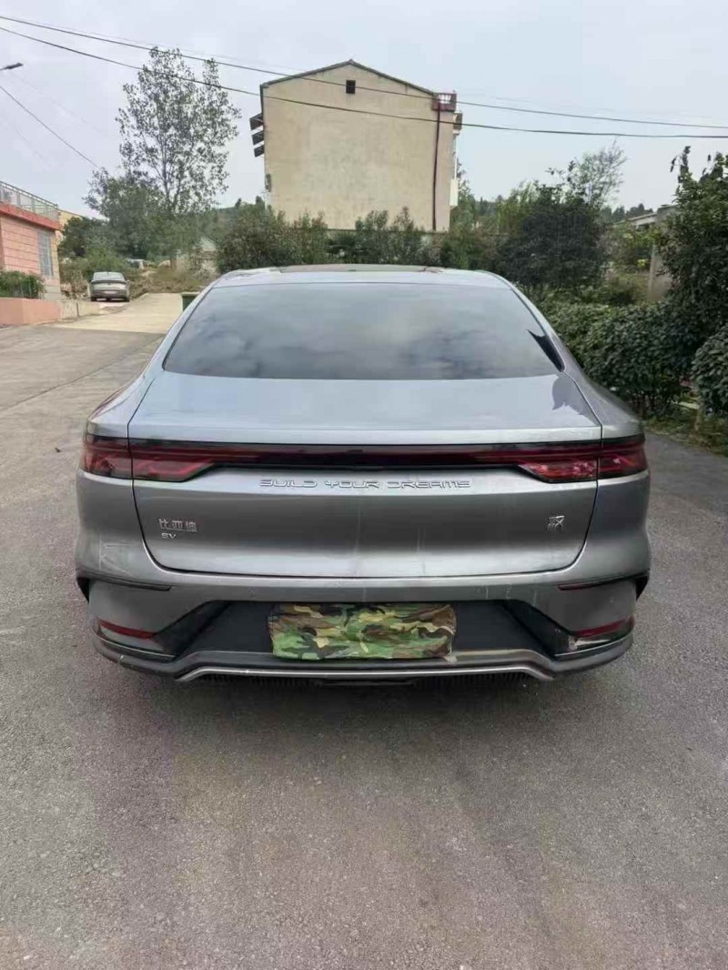 安庆22年比亚迪汉8