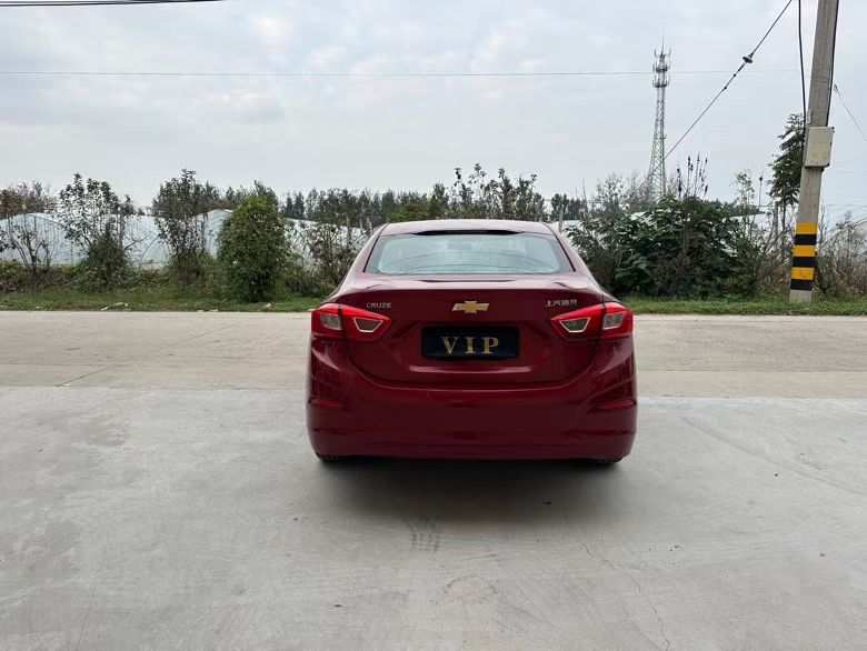 徐州17年雪佛兰科鲁兹9